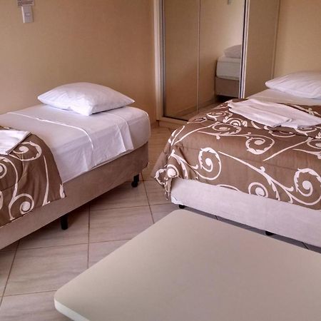 Áries Apart Hotel Bauru Habitación foto